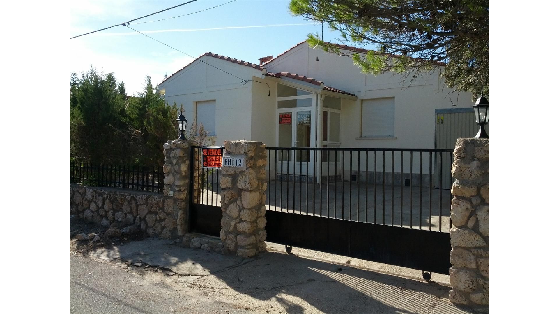 Exterior view of Flat for sale in Albalate de Zorita  with Heating, Private garden and Terrace