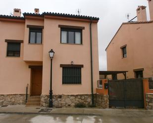 Exterior view of Single-family semi-detached for sale in Garcillán