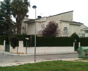 Vista exterior de Casa o xalet en venda en Gandia amb Aire condicionat, Terrassa i Balcó