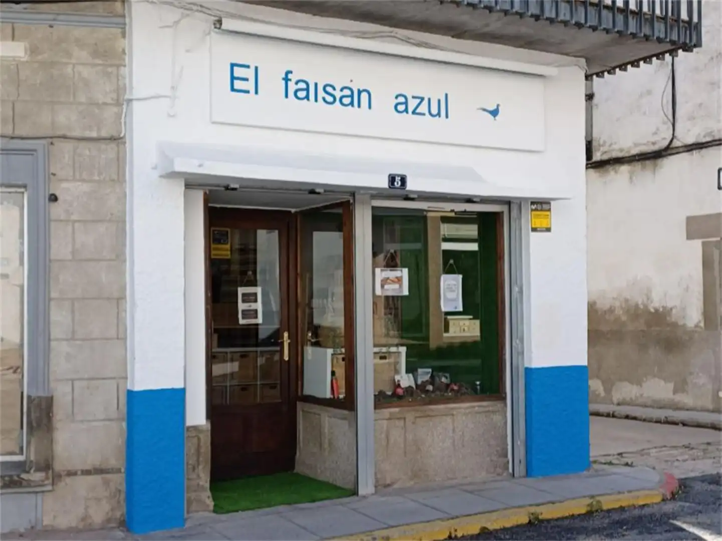 Local de alquiler en Sotillo de la Adrada