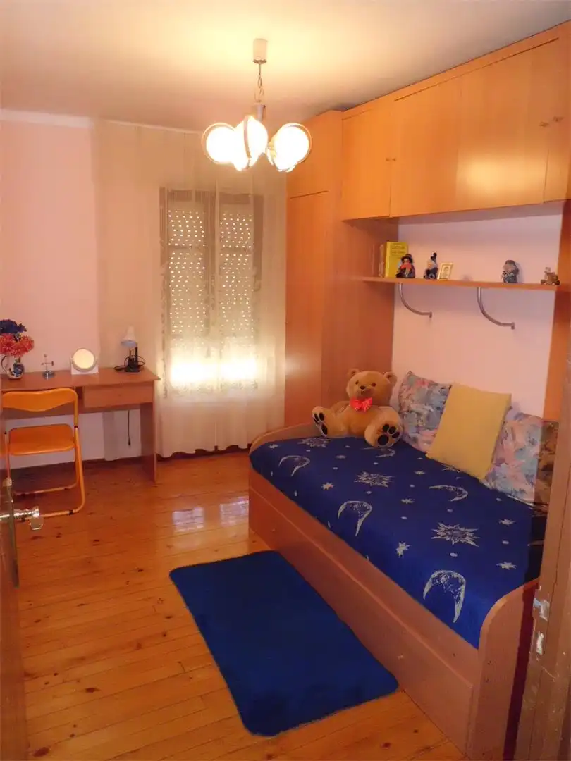 Bedroom of Houses for sale in Bustillo del Páramo