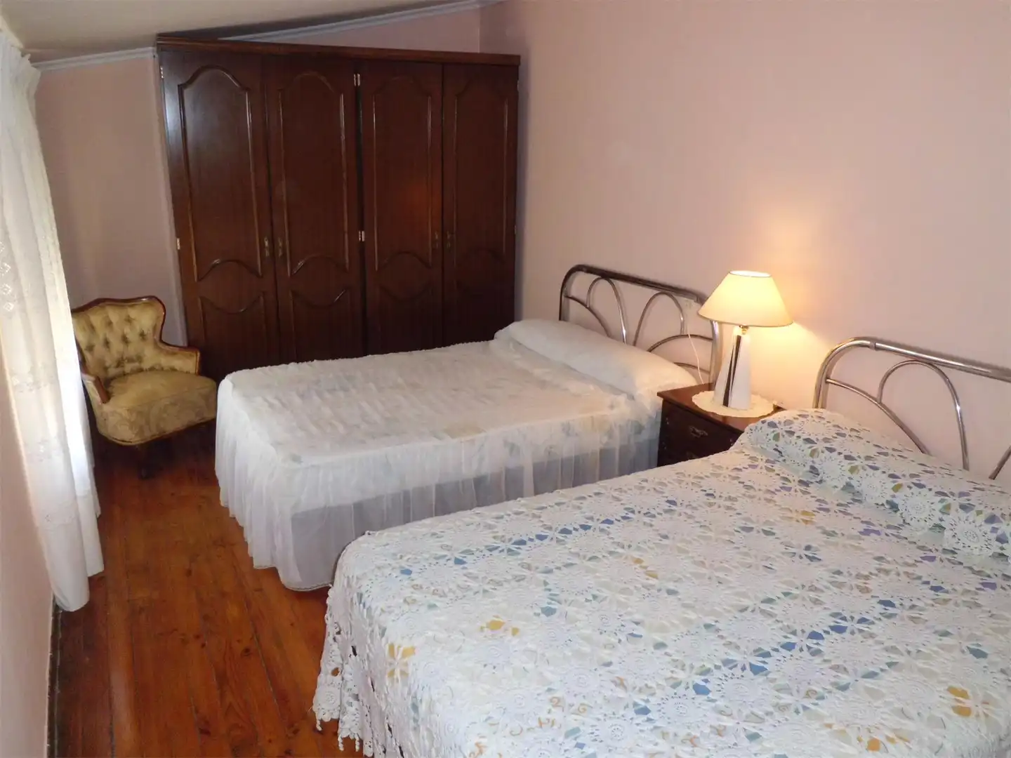 Bedroom of Houses for sale in Bustillo del Páramo