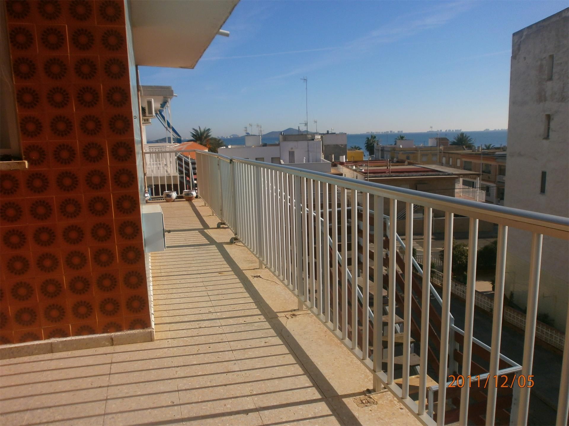 Vista exterior de Pis en venda en Cartagena amb Terrassa