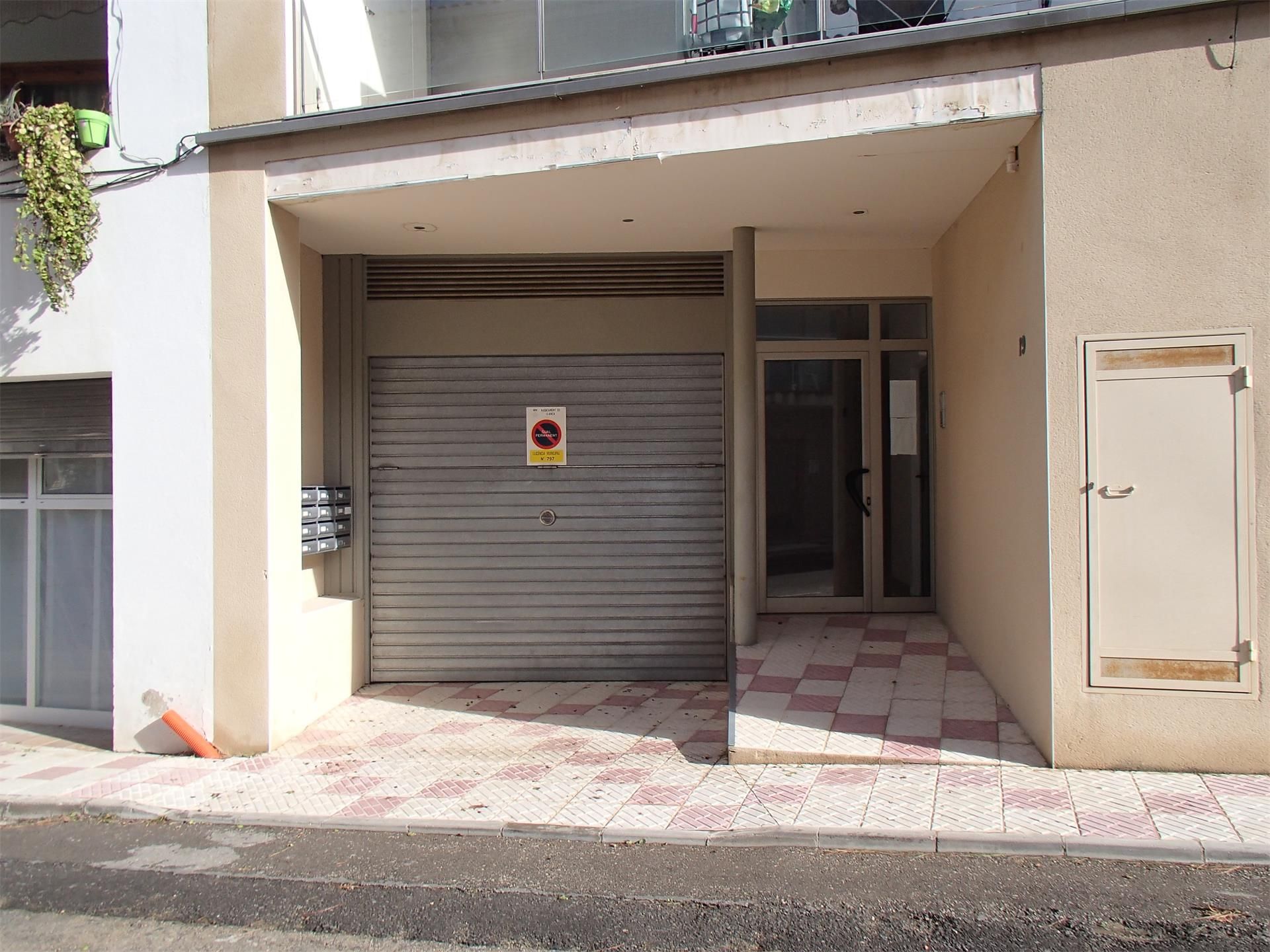 Garatge en venda a Farella, 19, Carboneres - La Farella