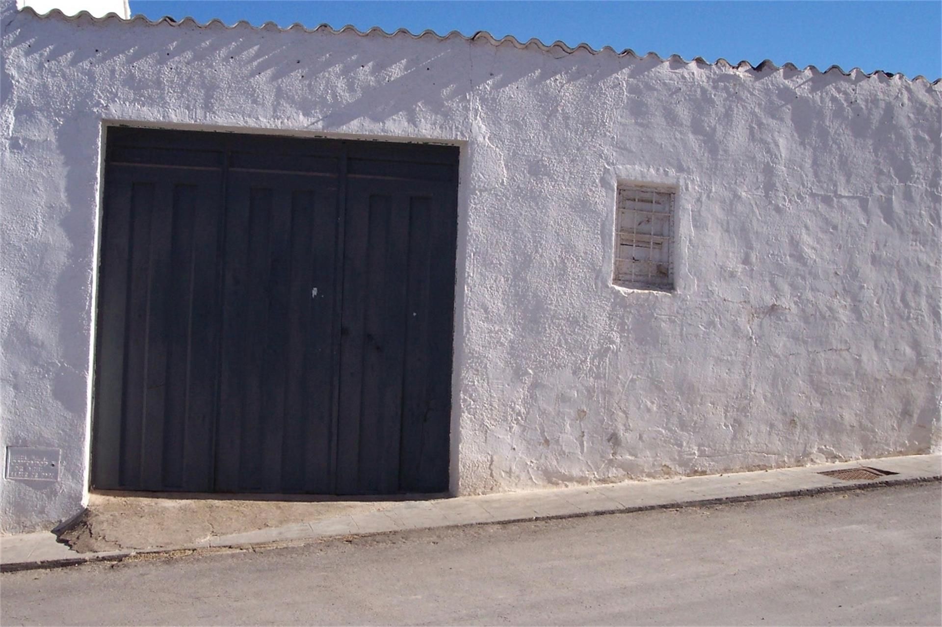 Exterior view of Industrial buildings for sale in Bélmez de la Moraleda