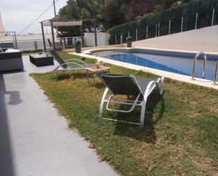 Piscina de Casa o xalet en venda en Castellón de la Plana / Castelló de la Plana amb Aire condicionat, Terrassa i Piscina