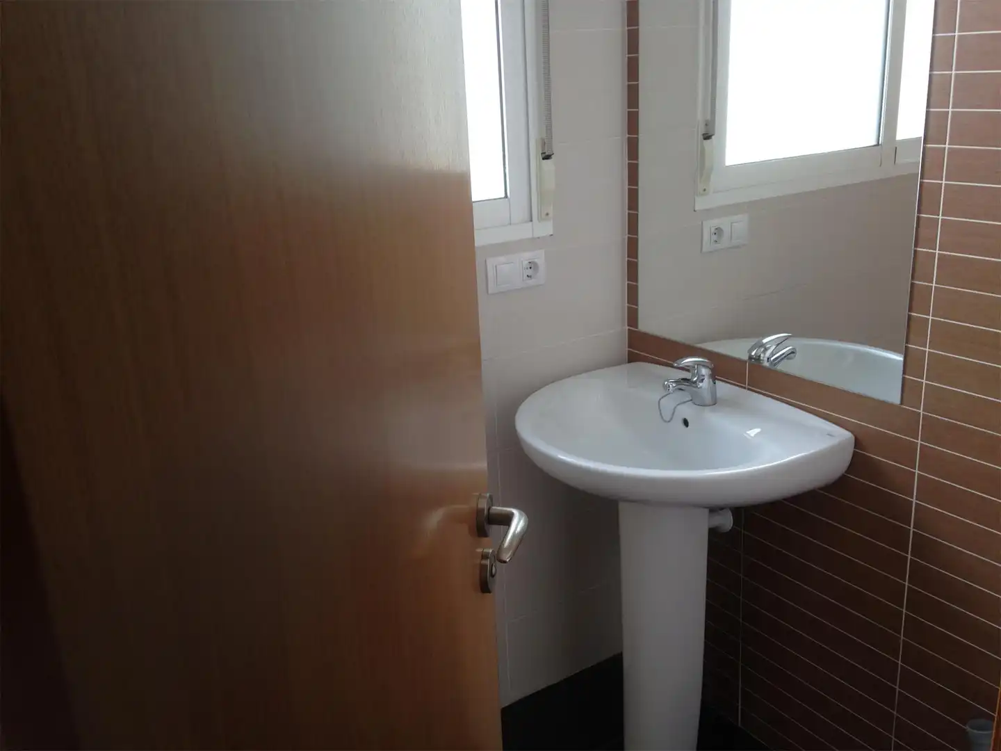 Attic for rent in Navarra, 25, Hospital - Plaza del Real Attic for rent in Navarra, 25, Hospital - Plaza del Real