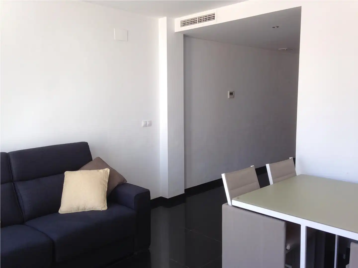 Attic for rent in Navarra, 25, Hospital - Plaza del Real Attic for rent in Navarra, 25, Hospital - Plaza del Real