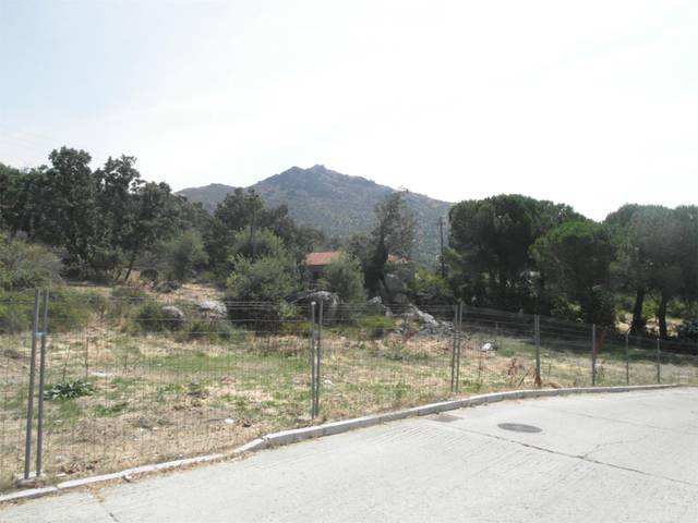Terreno en Venta en Molino, 4 en Zarzalejo