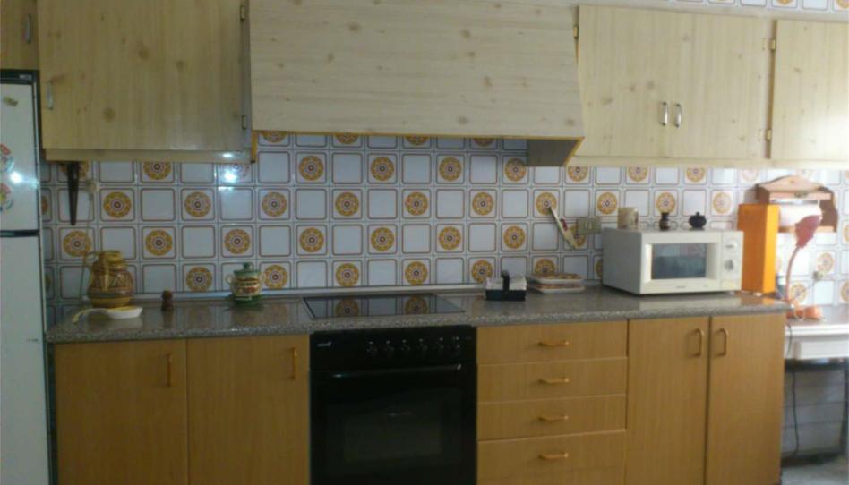 Foto 1 de Casa adosada en venda a Carrer Calvo Sotelo, 24, Calatorao, Zaragoza