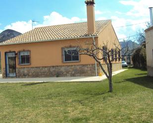 Vista exterior de Casa o xalet en venda en Penàguila amb Calefacció, Jardí privat i Terrassa