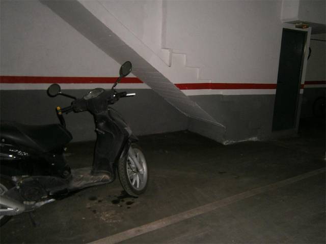 Garaje en Alquiler en Joan de Peguera, 17 en El Camp de l'Arpa del Clot