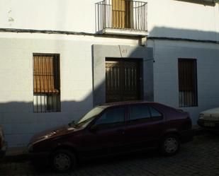 Vista exterior de Casa o xalet en venda en Valle de la Serena amb Aire condicionat i Balcó