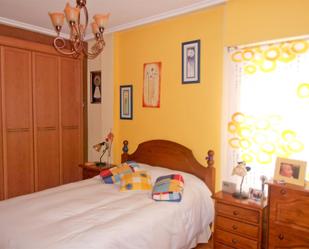 Bedroom of Flat for sale in  Zaragoza Capital  with Air Conditioner, Terrace and Balcony