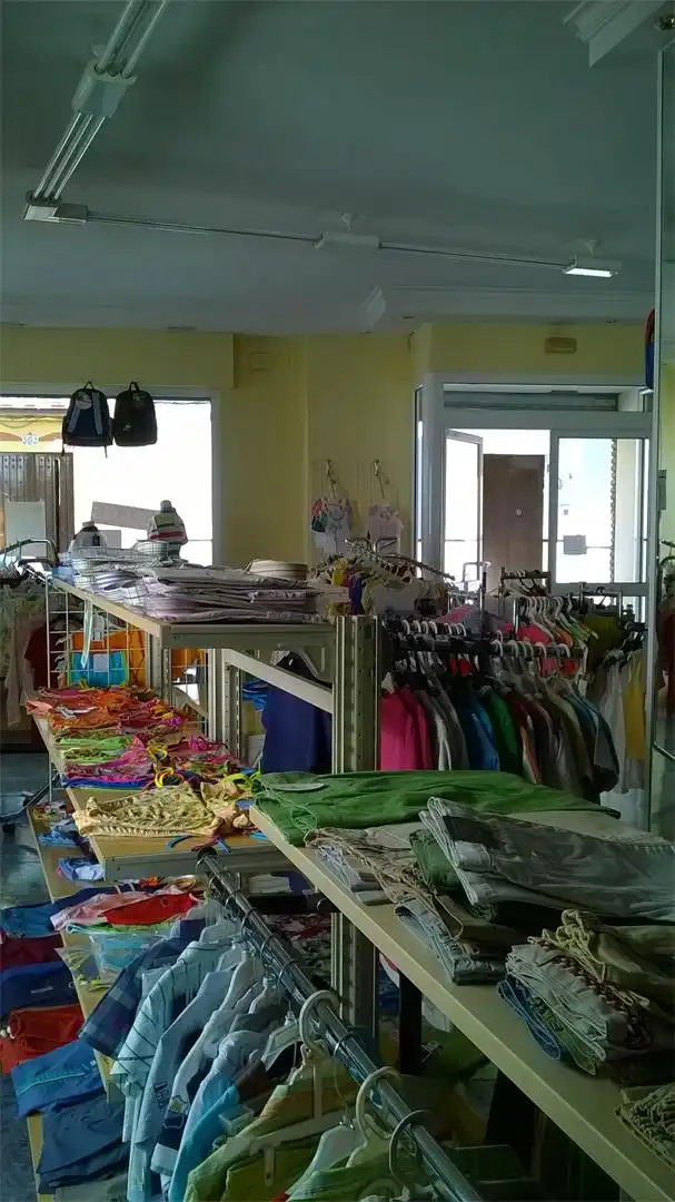 Flat for sale in Street Rosario, 132, El Viso del Alcor Flat for sale in El Viso del Alcor with Air Conditioner