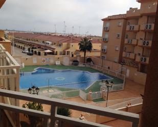 Piscina de Apartament en venda en San Pedro del Pinatar amb Aire condicionat, Terrassa i Piscina