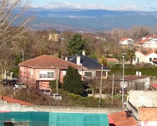 Vista exterior de Casa o xalet en venda en Verín amb Terrassa i Balcó