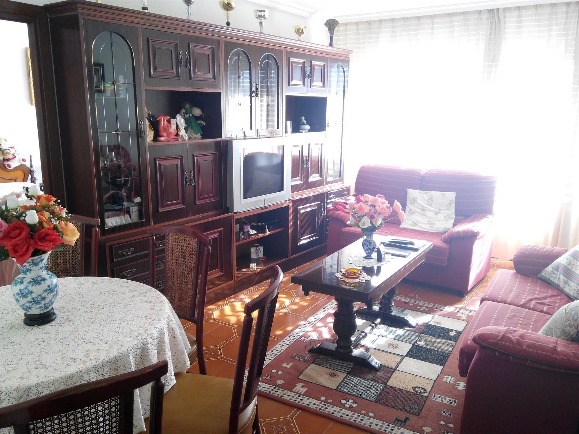 Living room of Flat for sale in Herrera de Pisuerga  with Heating, Terrace and Furnished