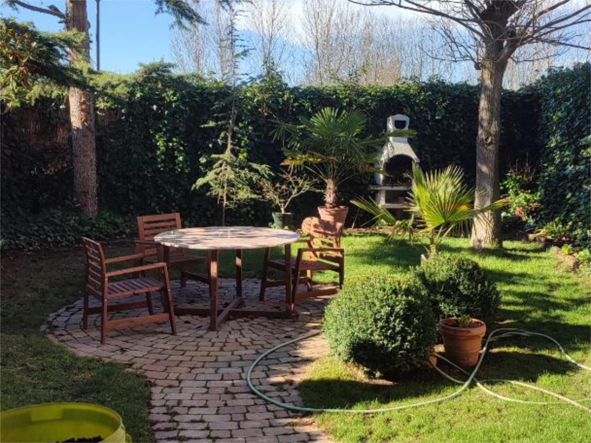 Garden of Flat for sale in Grijota  with Heating, Private garden and Parquet flooring