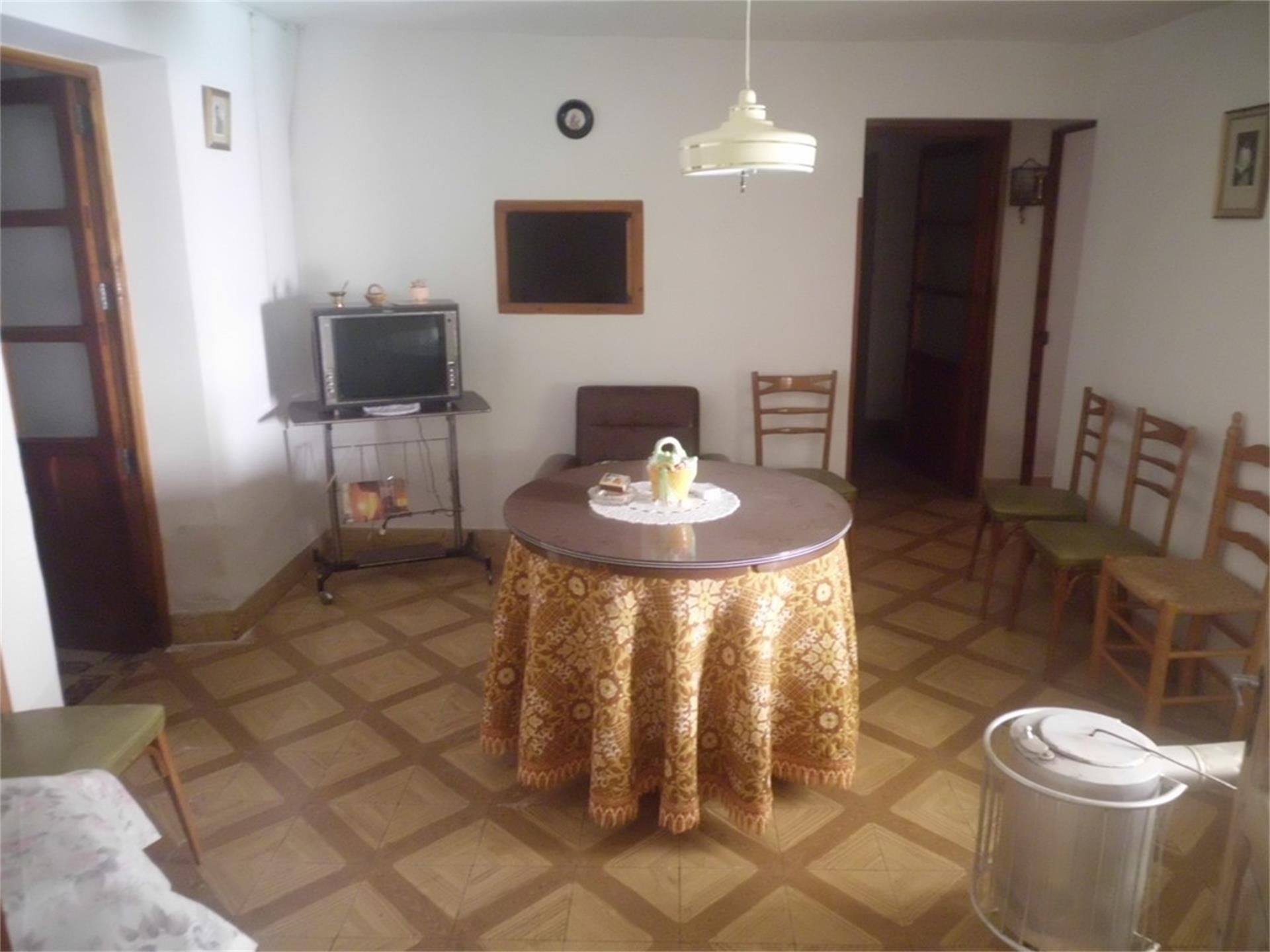 Dining room of Planta baja for sale in Villalgordo del Júcar  with Storage room and Washing machine