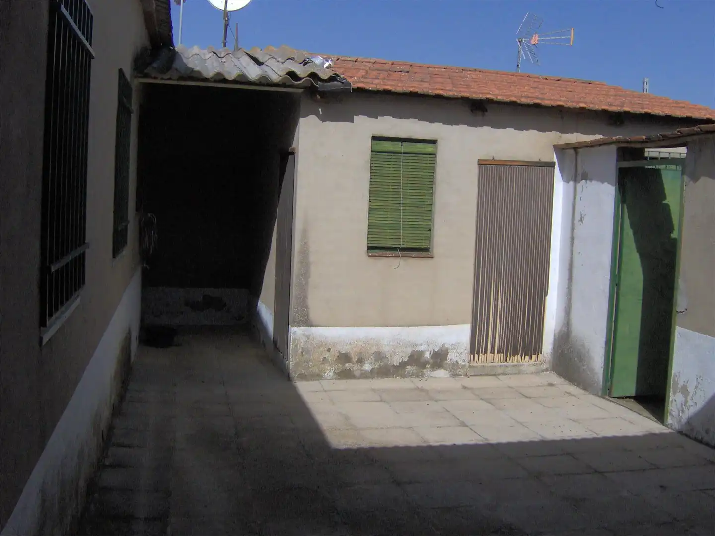 Vista exterior de Casa adosada en venta en Porzuna