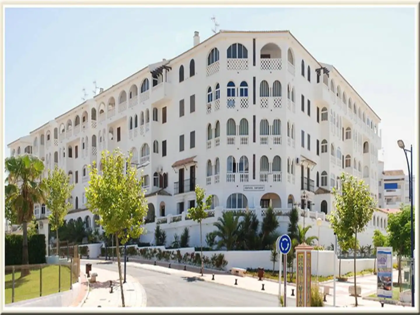Vista exterior de Piso en venta en Almonte con Terraza y Piscina
