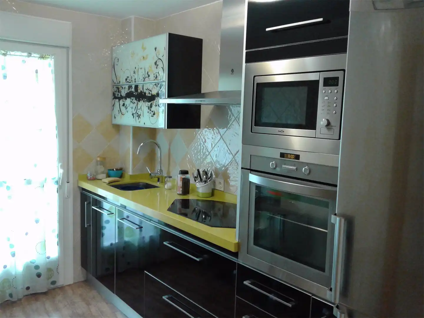 Flat for sale in Los Pinos - El Pilar Kitchen of Flat for sale in Plasencia with Air Conditioner, Heating and Terrace