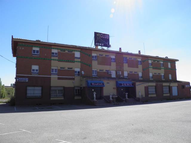 Local comercial en Venta, 2 en Castrogonzalo