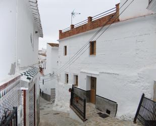 Vista exterior de Casa adosada en venda en Sedella amb Terrassa