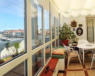 Vista exterior de Àtic en venda en Gijón  amb Terrassa