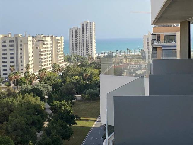 Piso en Alquiler en Naciones, 30 en Alicante Golf