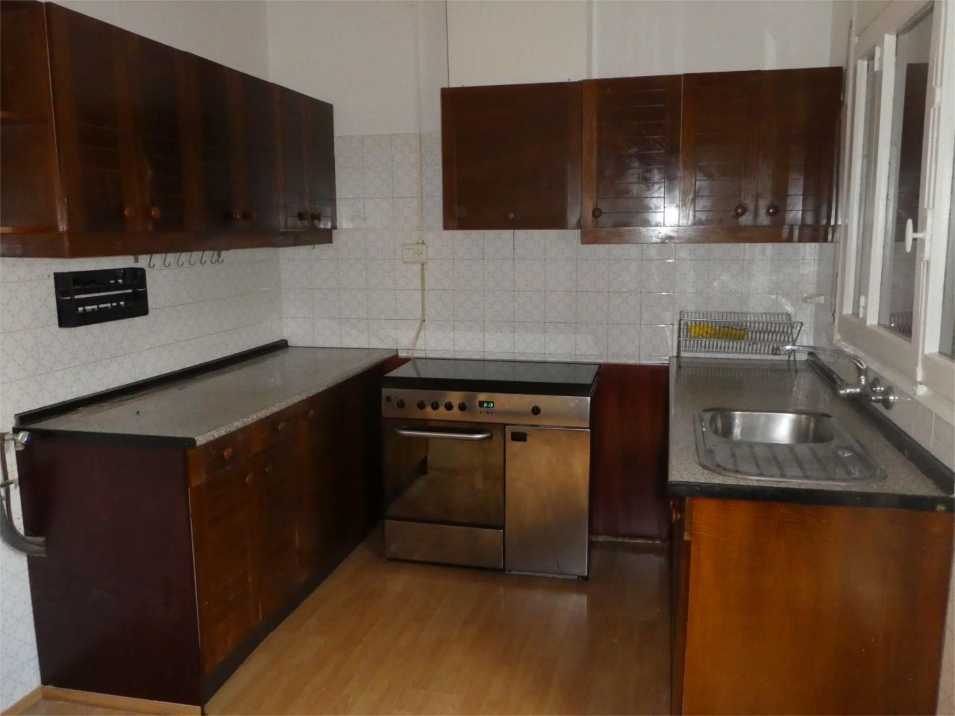 Cuina de Casa o xalet de lloguer en Castellar del Vallès amb Calefacció, Jardí privat i Parquet
