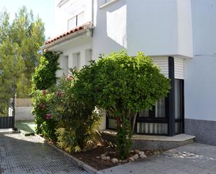 Exterior view of House or chalet for sale in Barajas de Melo  with Heating, Private garden and Parquet flooring