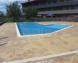 Piscina de Dúplex en venda en Piera amb Aire condicionat, Calefacció i Jardí privat