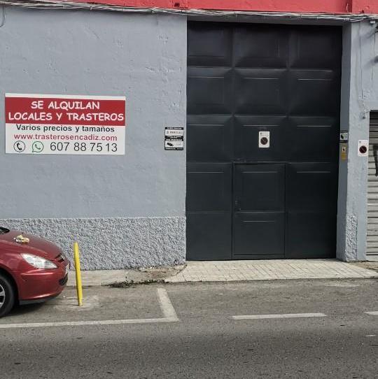 Box room to rent in Street Gibraltar, 11, Puntales - Zona Franca, Cádiz - image 1 Photo 1 of Box room to rent in Street Gibraltar, 11, Puntales - Zona Franca, Cádiz