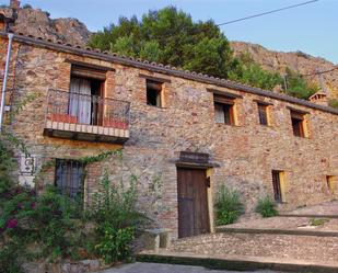 Vista exterior de Casa adosada en venda en Cabañas del Castillo amb Balcó