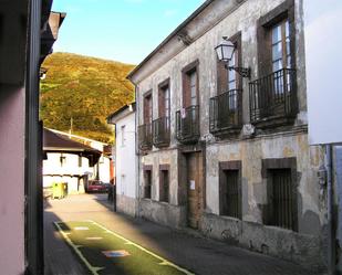 Exterior view of Country house for sale in A Rúa   with Private garden, Terrace and Storage room