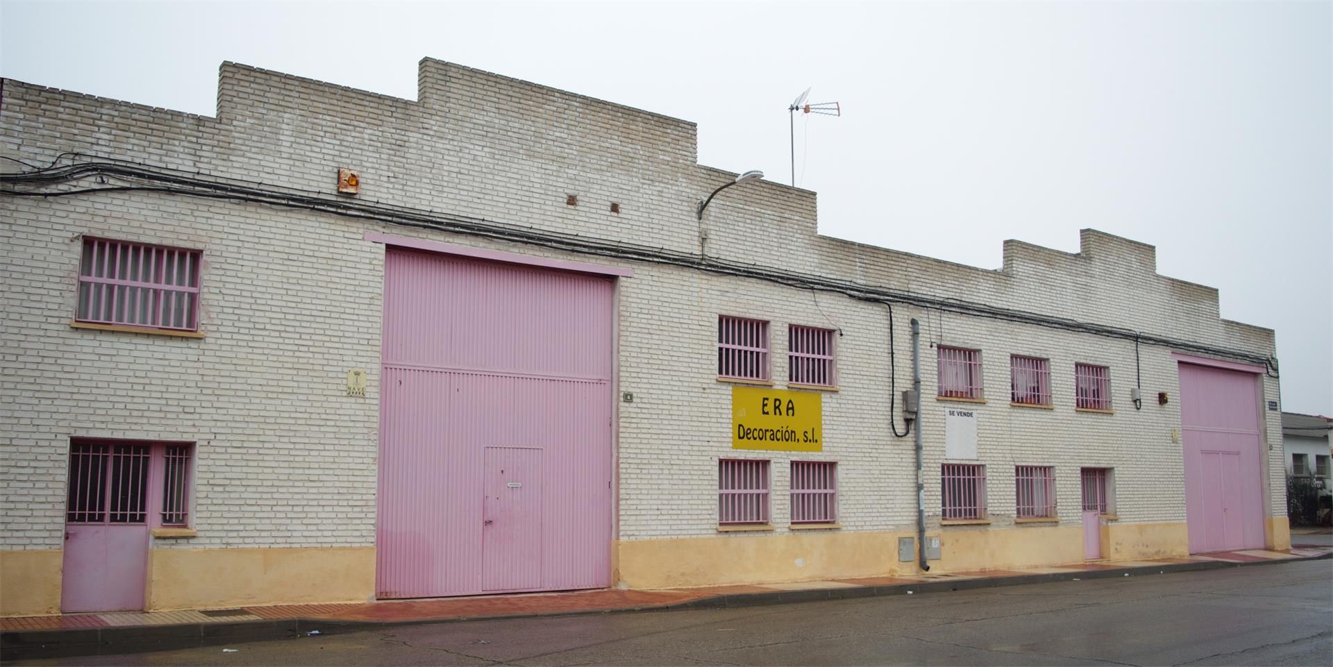 Nave industrial en venta en Calle de Rocinante, 2, Humanes de Madrid Vista exterior de Nave industrial en venta en Humanes de Madrid con Calefacción