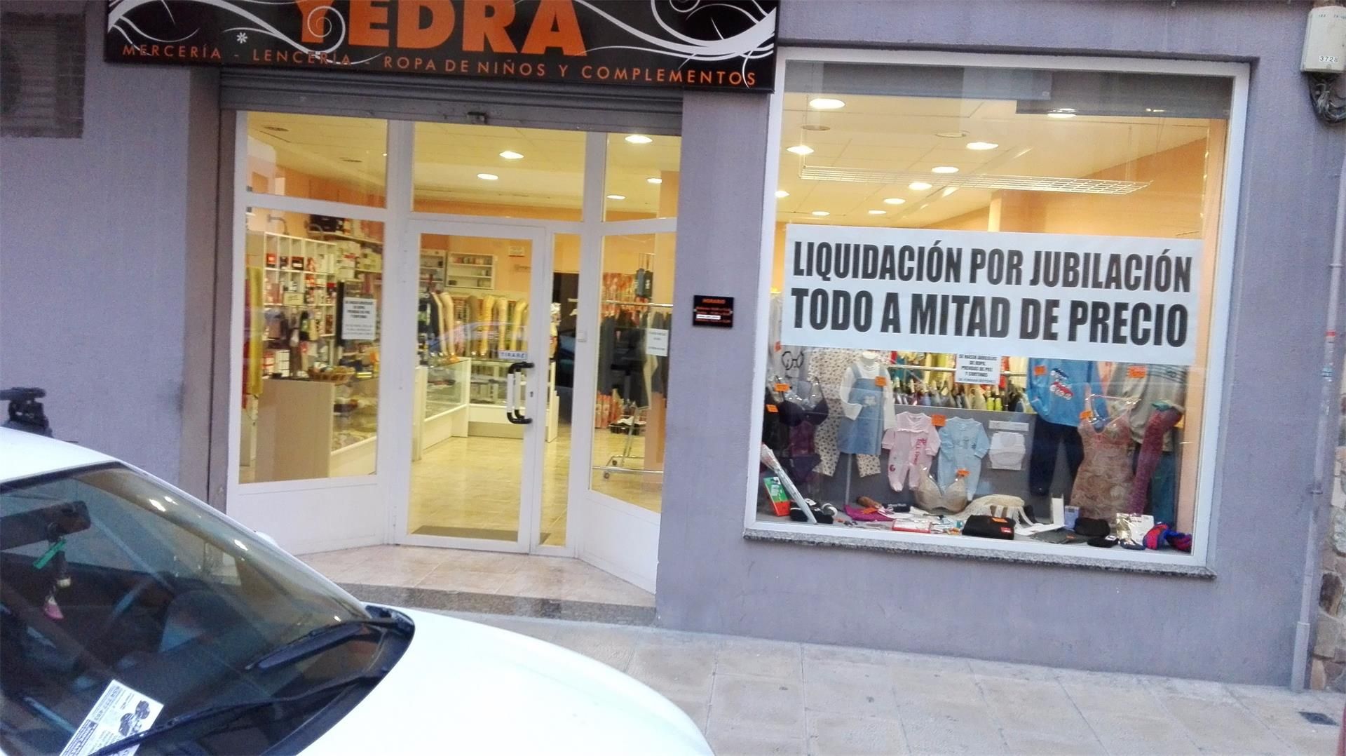 Local de alquiler en Alcalde Tárrega, 67, Plaza Illes Columbretes
