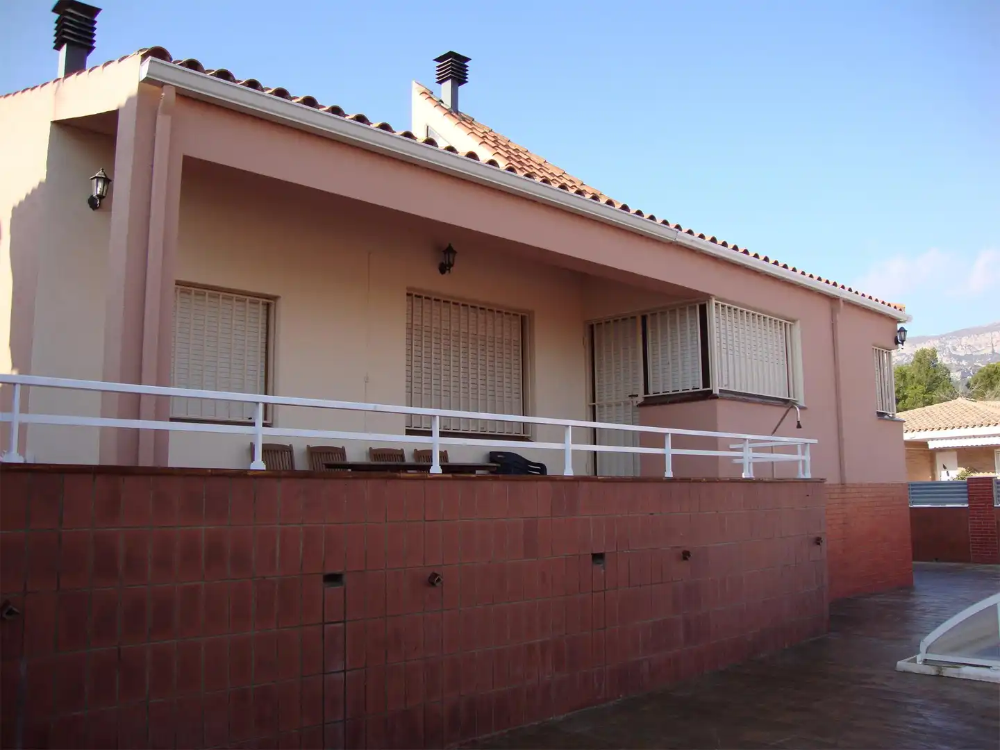 Houses for sale in Street la Sentiu, 20, Vandellòs i l'Hospitalet de l'Infant Exterior view of Houses for sale in Vandellòs i l'Hospitalet de l'Infant with Air Conditioner, Terrace and Swimming Pool
