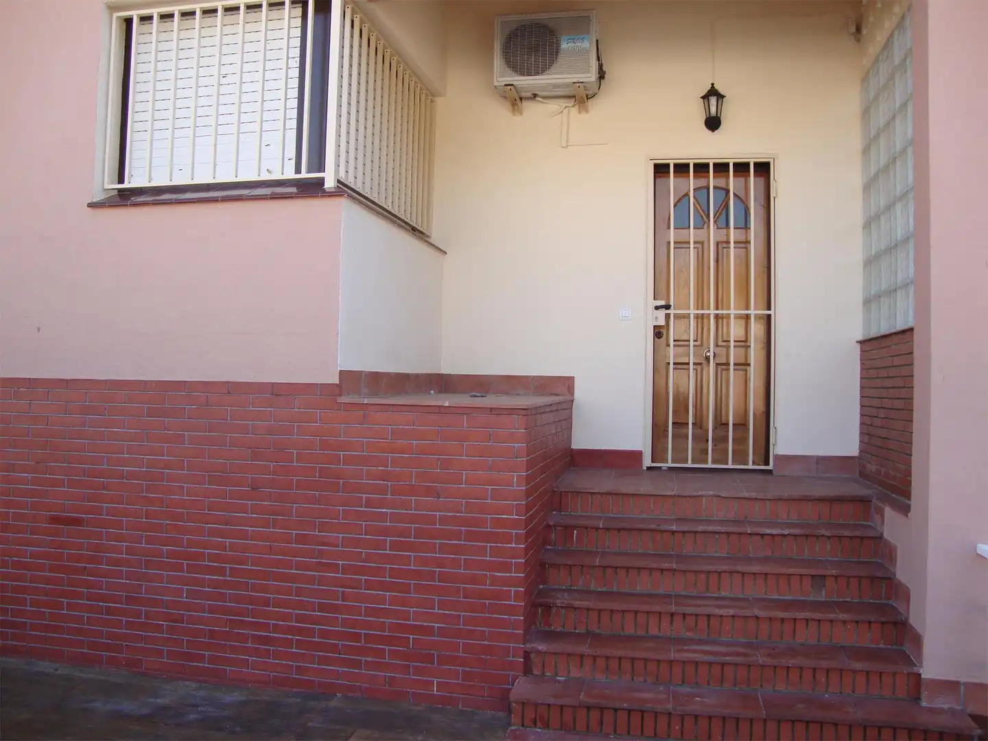 Houses for sale in Street la Sentiu, 20, Vandellòs i l'Hospitalet de l'Infant Houses for sale in Vandellòs i l'Hospitalet de l'Infant with Air Conditioner, Terrace and Swimming Pool