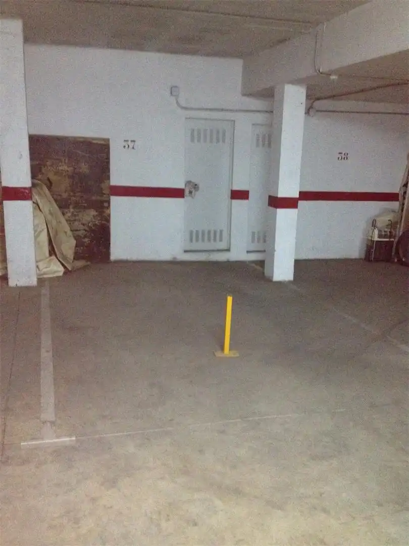 Parkplatz von Garage zum Verkauf in Fuente del Maestre