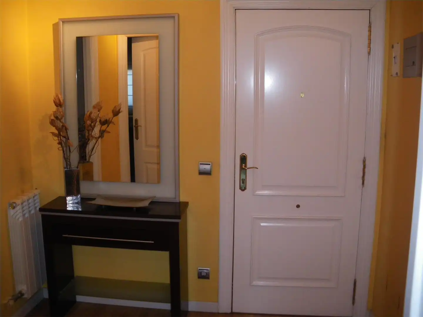 Dúplex en venta en Calle Camino Alto a Los Villares, 60, Villamayor Dúplex en venta en Villamayor con Terraza y Piscina