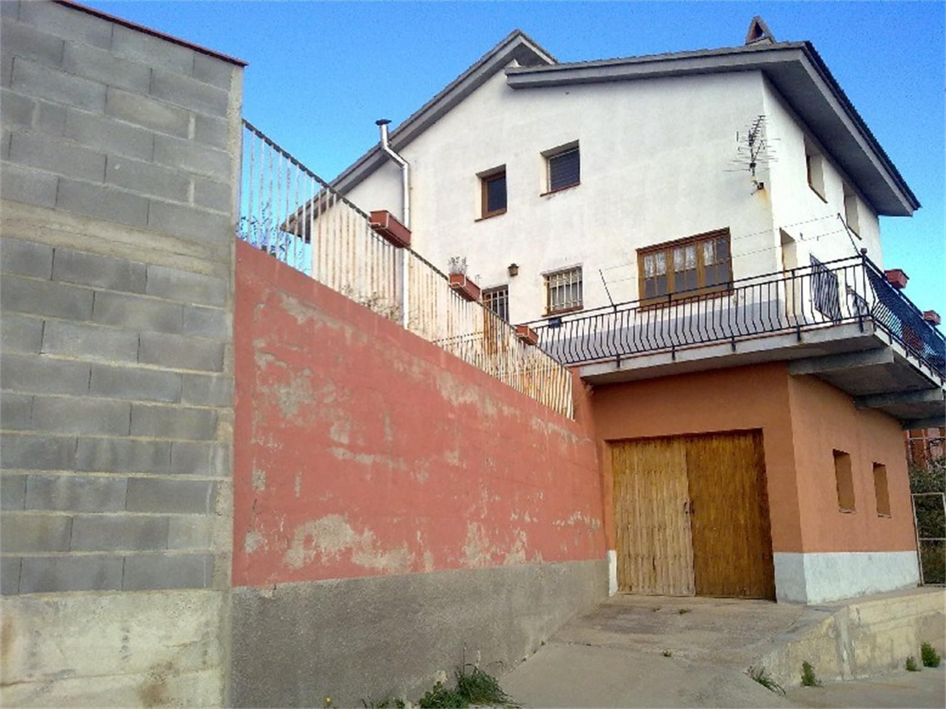 Exterior view of House or chalet for sale in Bellmunt d'Urgell  with Air Conditioner, Heating and Private garden