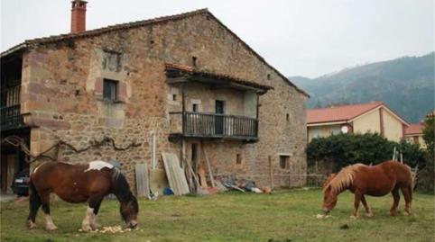 Finca rústica en venta en Calle Barros, 183, Los Corrales de Buelna , Cantabria - imagen 3 Foto 3 de Finca rústica en venta en Calle Barros, 183, Los Corrales de Buelna , Cantabria