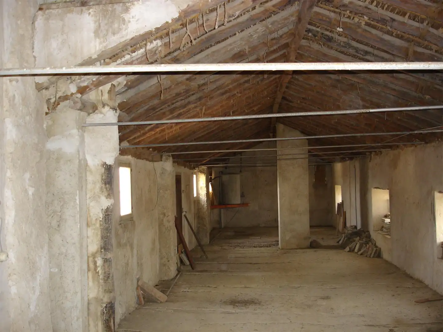 Flat for sale in Mahora  with Private garden