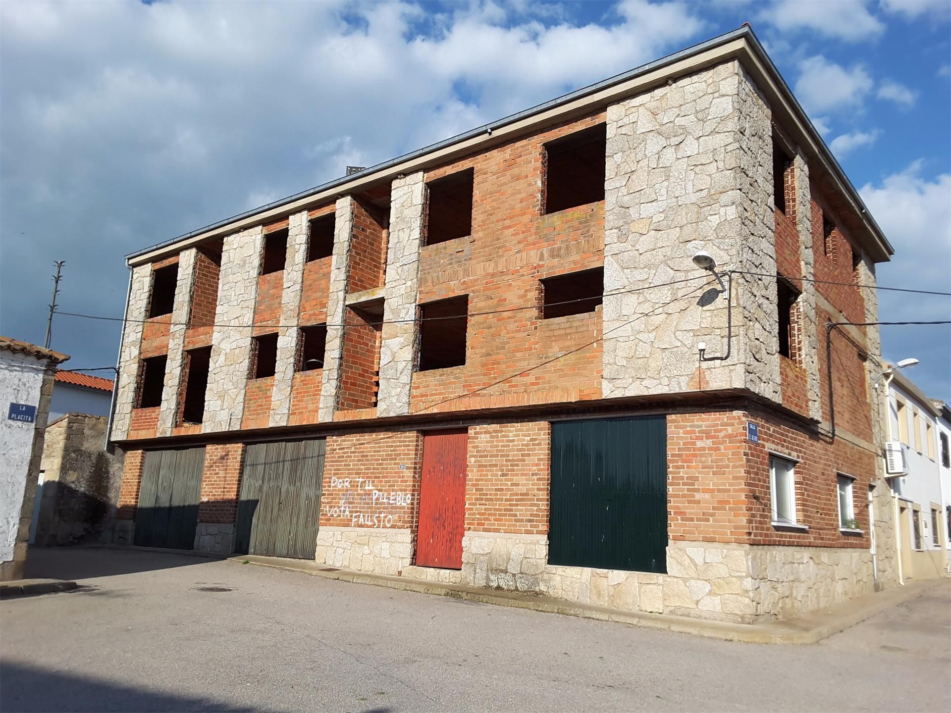 Exterior view of Premises for sale in Yecla de Yeltes