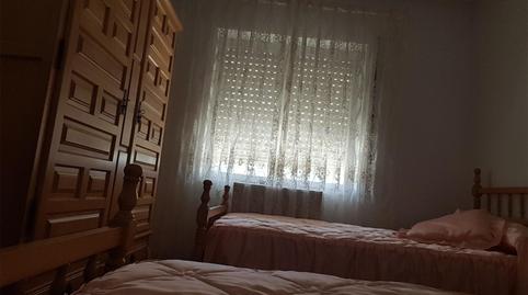 Foto 4 de Casa adosada en venta en Calle del Río, 7, Serradilla del Arroyo, Salamanca