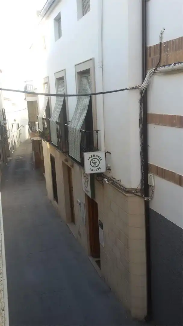 Casa adosada en venda a Calle Nueva, 3, Bedmar y Garcíez Casa adosada en venda en Bedmar y Garcíez amb Jardí privat, Terrassa i Traster