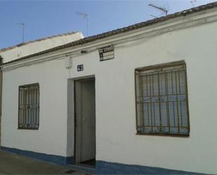 Exterior view of Single-family semi-detached for sale in Villanueva de Córdoba